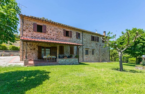 Volterra Villa | 50 m² Villa ∙ 1 bedroom ∙ 4 guests