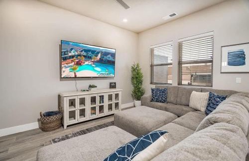 Ivins House | 50| Ocotillo Retreat in St. George with Private Hot Tub