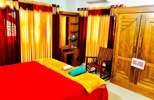 Thalassery House | 500 m² House ∙ 4 bedrooms ∙ 2 guests