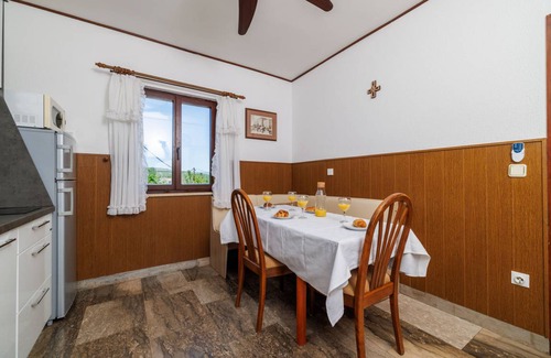 Poljica Apartment | 55 m² Apartment ∙ 2 bedrooms ∙ 5 guests