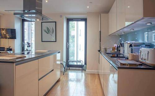 Vincent Square Apartment | 58 m² Apartment ∙ 2 bedrooms ∙ 5 guests