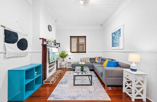 East Victoria Park House | 59 Balmoral - Classic Australian Charm