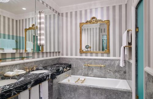 Central Park South Hotel | 5th & 55th Residence Club