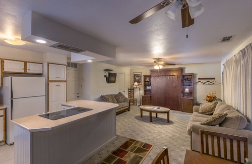 Mariposa Hotel | 5th Street Inn