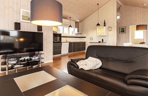 Hirtshals House | 6 Person Holiday Home in Hirtshals-by Traum