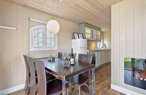Hasmark Strand House | 6 Person Holiday Park Home in Otterup