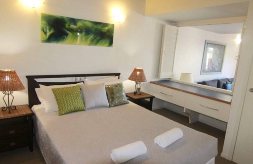 Point Lookout Apartment | 6 Pt Lookout Beach Resort