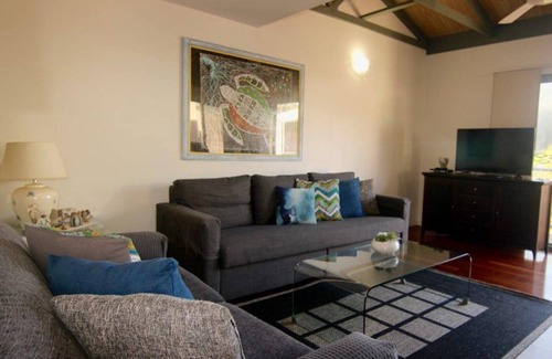 Point Lookout Apartment | 6 Pt Lookout Beach Resort