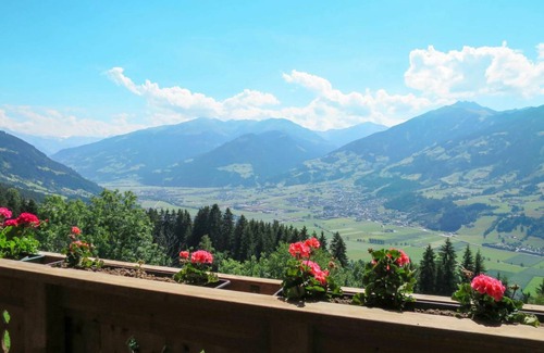 Holdernach Apartment | 60 m² Apartment ∙ 2 bedrooms ∙ 4 guests