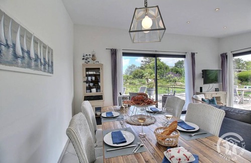Tregastel House | 60 m² Gîte ∙ 2 bedrooms ∙ 4 guests