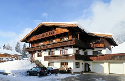 Alpbach Apartment | 65 m² Apartment ∙ 3 bedrooms ∙ 5 guests