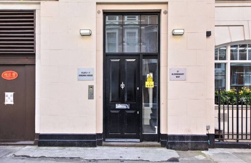 Holborn and Covent Garden Apartment | 6VH Virginia House Large Bloomsbury Studio Beautiful Interiors sleeps 2