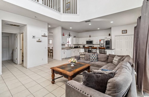 Seasons House | 7/6.5 Beautiful Vacation home with private pool, and much more!