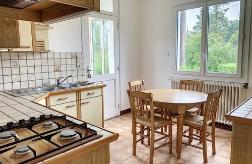 Carolles House | 70 m² House ∙ 2 bedrooms ∙ 4 guests