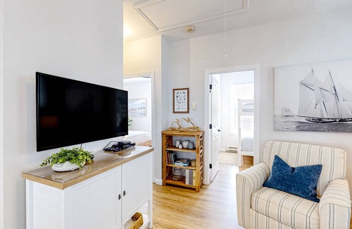 Summer Village Cottage | 71 m² Cabin ∙ 2 bedrooms ∙ 6 guests