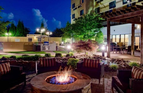 Statesville Hotel | 71 m² Hotel ∙ 127 guests