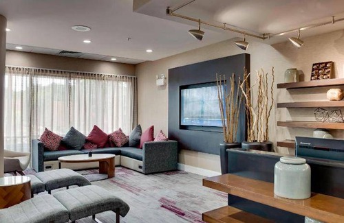 Statesville Hotel | 71 m² Hotel ∙ 127 guests