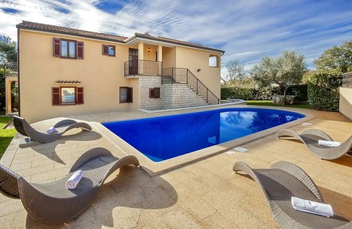 Cervar Apartment | 72 m² Apartment ∙ 2 bedrooms ∙ 5 guests