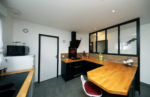 La Lucerne-dʼOutremer House | 75 m² House ∙ 2 bedrooms ∙ 6 guests