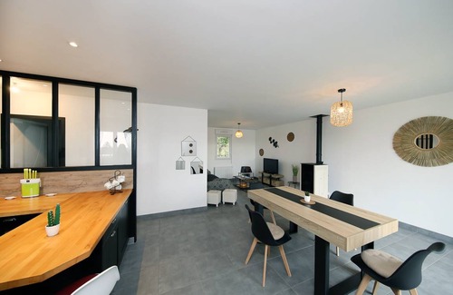 La Lucerne-dʼOutremer House | 75 m² House ∙ 2 bedrooms ∙ 6 guests