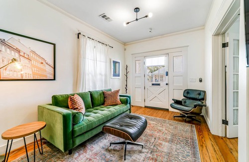 Oak Cliff House | 78 m² House ∙ 2 bedrooms ∙ 4 guests