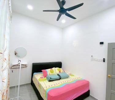 Muar House | 79 Village