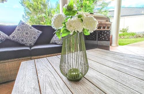 Shell Cove House | 7kW EV Point,King Bed,1 Story Spacious All Ages Entertainer
