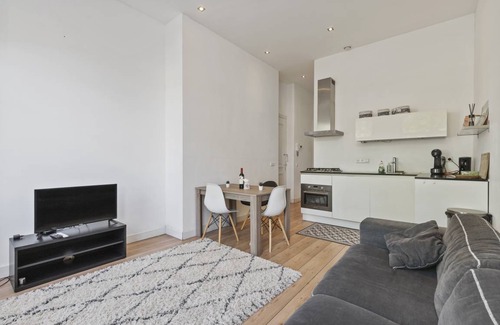 Oude Pijp Apartment | 80 m² Apartment ∙ 2 bedrooms ∙ 4 guests