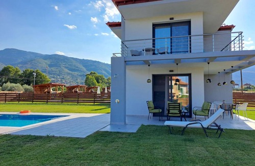 Skotina House | 80 m² House ∙ 2 bedrooms ∙ 5 guests
