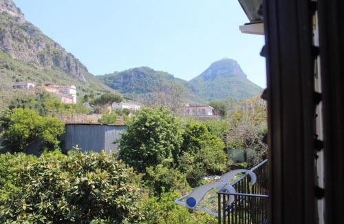 Meta House | 80062 Cute House - De Vivo Realty Meta di Sorrento