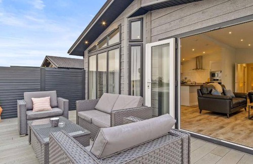 Fenwick Cabin | 83 m² Lodge ∙ 2 bedrooms ∙ 4 guests