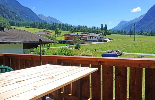 Umhausen Apartment | 85 m² Apartment ∙ 2 bedrooms ∙ 4 guests