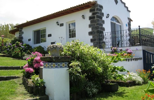 Mosteiros Ski Chalet | 85 m² Chalet ∙ 1 bedroom ∙ 2 guests