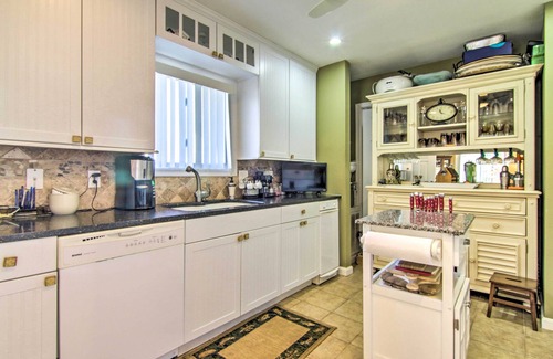 Ocean Pines House | 9 Mi to Ocean City Beaches: Retreat w/Patio