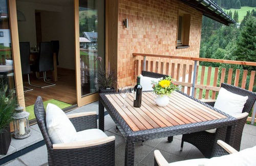 Hirschegg Apartment | 90 m² Apartment ∙ 2 bedrooms ∙ 4 guests