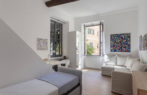 Genoa Historical Centre Apartment | 90 m² Apartment ∙ 2 bedrooms ∙ 4 guests