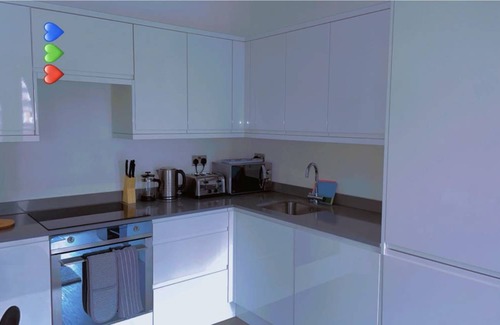 St Albans Apartment | 90 m² Apartment ∙ 2 bedrooms ∙ 6 guests