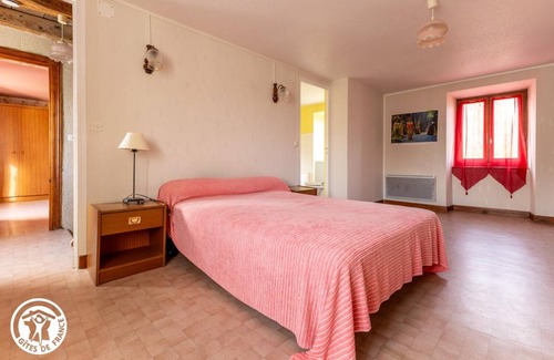 Vervialle House | 90 m² Gîte ∙ 3 bedrooms ∙ 6 guests