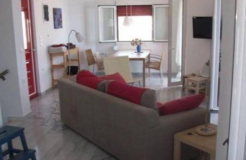 Myrtos House | 90 m² House ∙ 2 bedrooms ∙ 4 guests