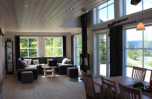 Hurdal Municipality Villa | 90 m² Villa ∙ 4 bedrooms ∙ 11 guests