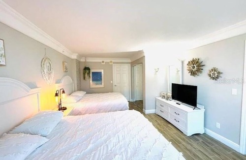 Ortona Park Resort | #917 Private balcony ocean view 1bdrm full kitchen