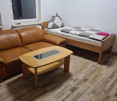 Oebisfelde Apartment | 95 m² Apartment ∙ 3 bedrooms ∙ 8 guests