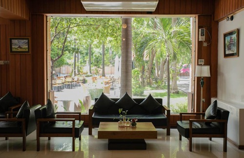 Mandalay Hotel | 99 m² Hotel ∙ 3 guests