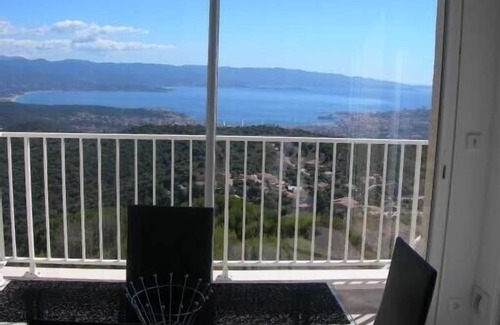 Alata Villa | A 10 Mn Des Plages. Panoramic views of the Gulf of Ajaccio and the Gulf of lava