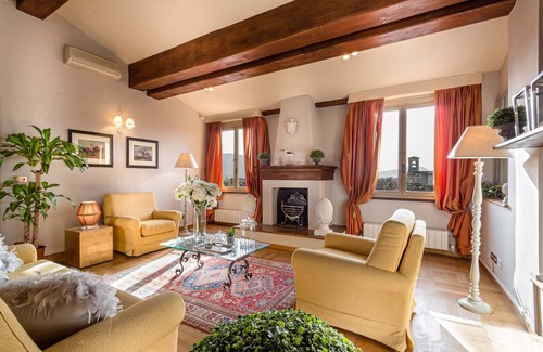 Lucca Historical Center Apartment | A charming two bedrooms apartment with grand terrace inside the walls of Lucca