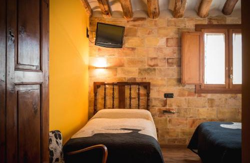 Ejea De Los Caballeros Hotel | A Corona del Reino