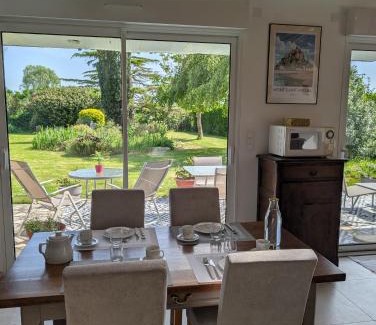 Huisnes-sur-Mer Bed & Breakfast | A l ombre du Mont Saint Michel