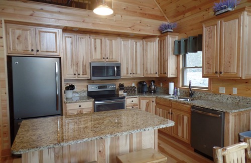 Berkeley Springs Cabin | A luxurious cabin quietly tucked away in the woods, pet friendly, WiFi