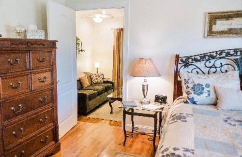 Pinnacle Bed & Breakfast | A Mighty Oak B&B