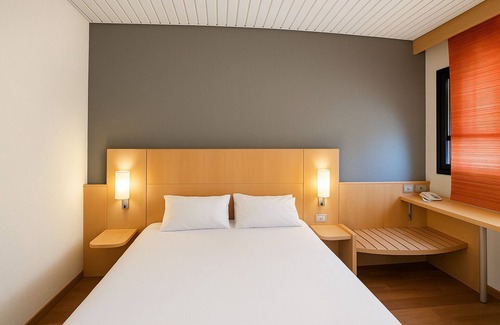 Zona Ca' Granda Hotel | a&o Hostel Milano Ca Granda